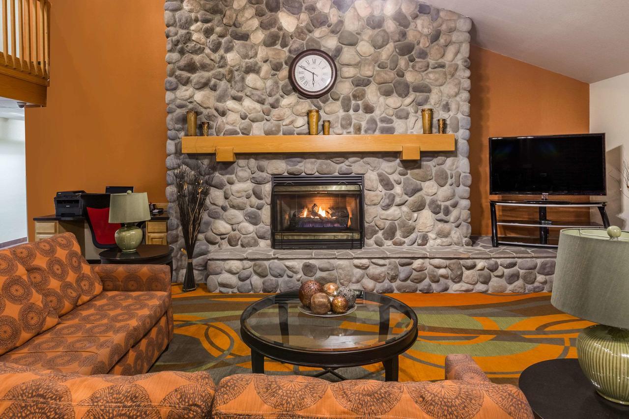 Ramada By Wyndham Platte City Kci Airport Esterno foto