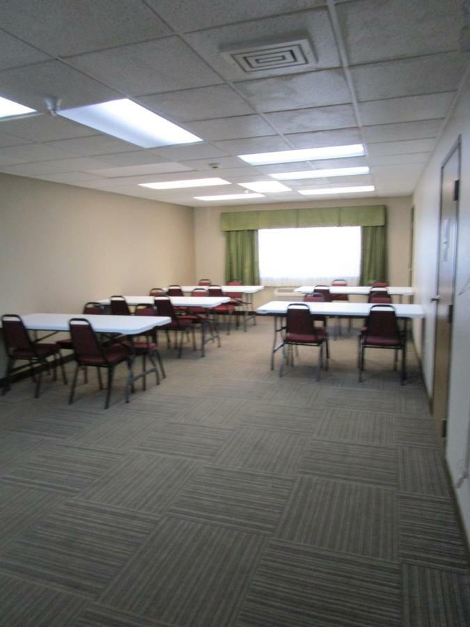 Ramada By Wyndham Platte City Kci Airport Esterno foto